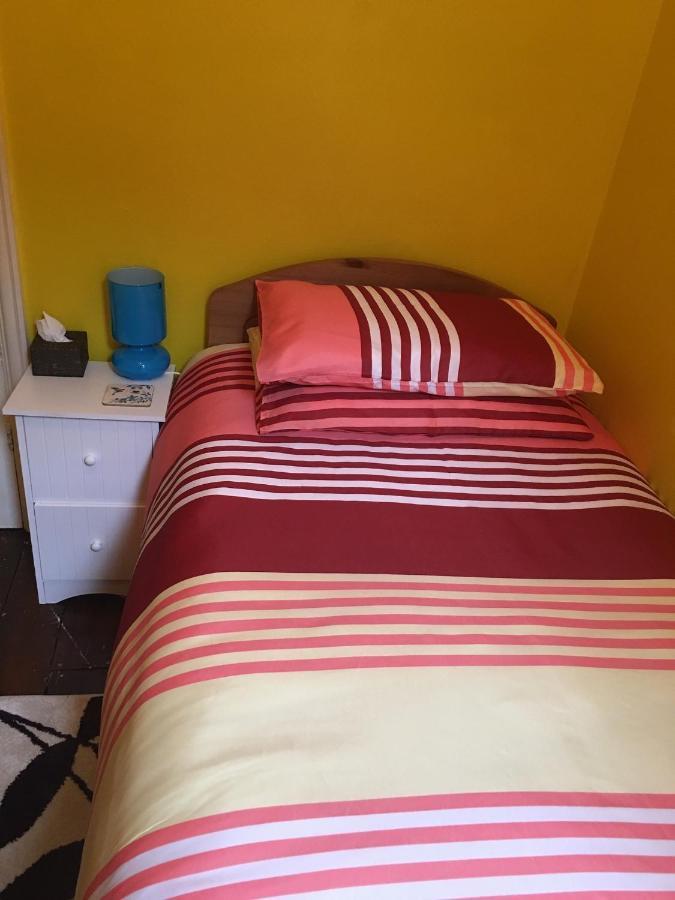 38 Whitehall Road Harrow on the Hill Екстериор снимка