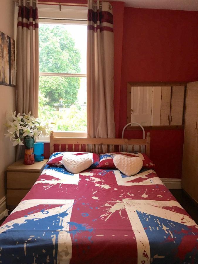 38 Whitehall Road Harrow on the Hill Екстериор снимка