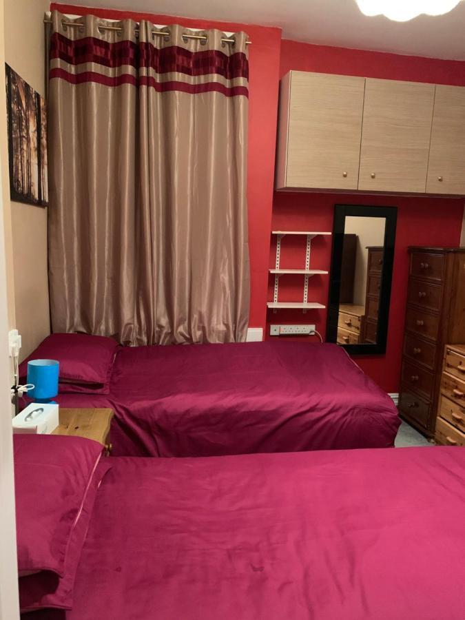 38 Whitehall Road Harrow on the Hill Екстериор снимка