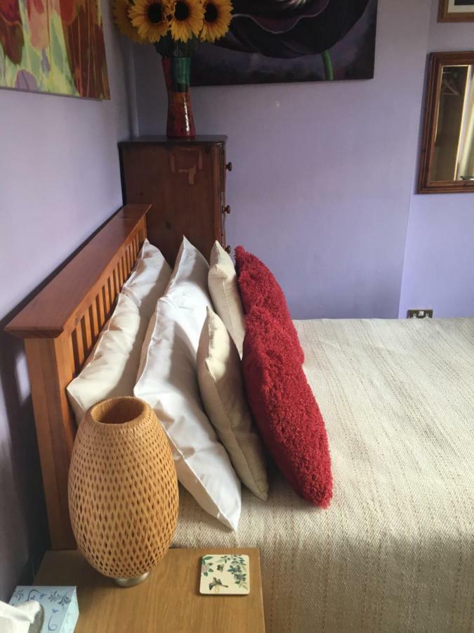 38 Whitehall Road Harrow on the Hill Екстериор снимка