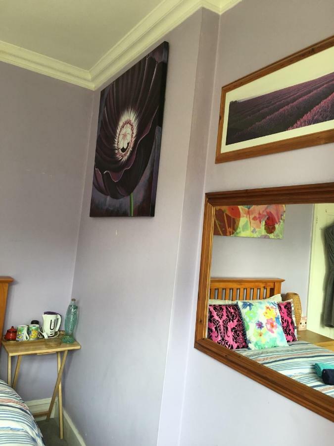 38 Whitehall Road Harrow on the Hill Екстериор снимка